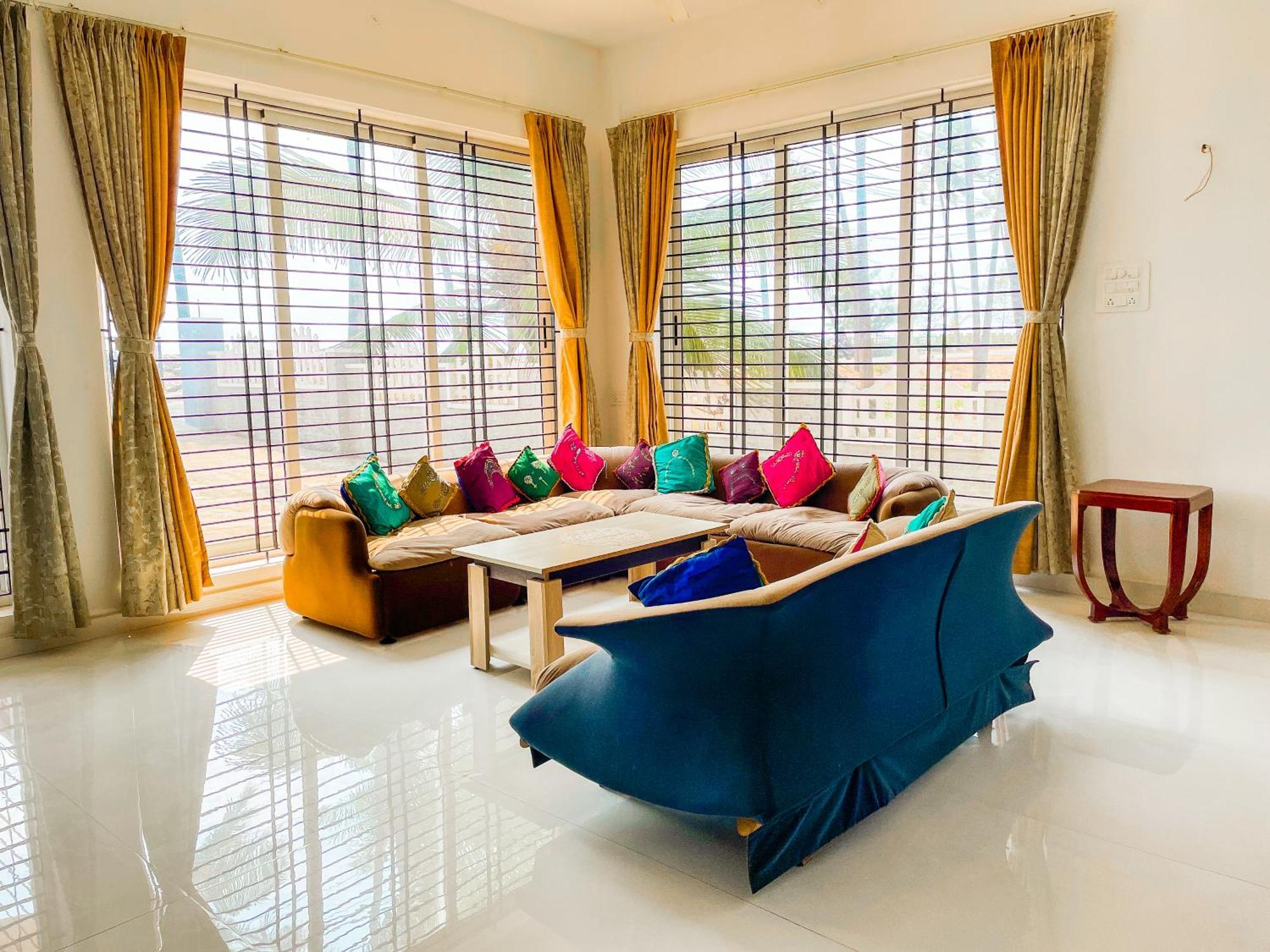 Gintara Beach Homestay By Evaddo Kalyānpur 外观 照片