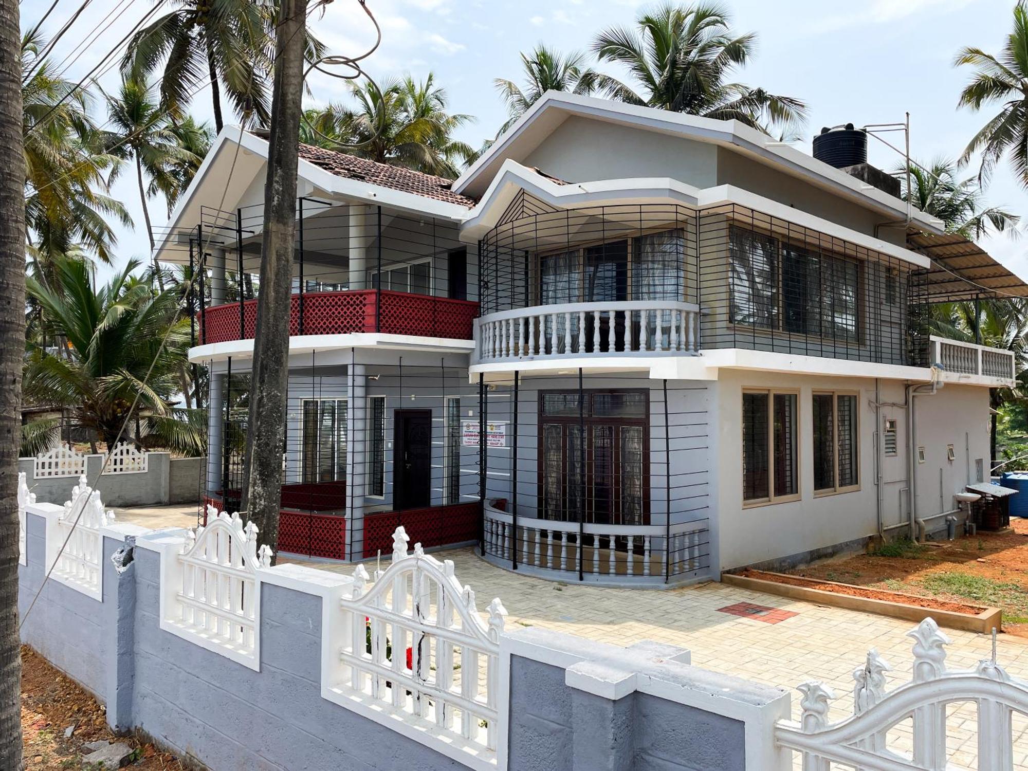 Gintara Beach Homestay By Evaddo Kalyānpur 外观 照片